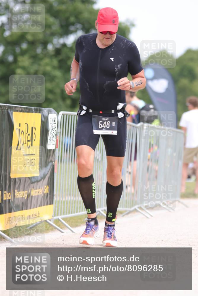22.06.2025 - Viking Triathlon H.Heesch http://msf.ph/oto/8096285 22.06.2025 13:26:18 Laufen 548 meine-sportfotos.de