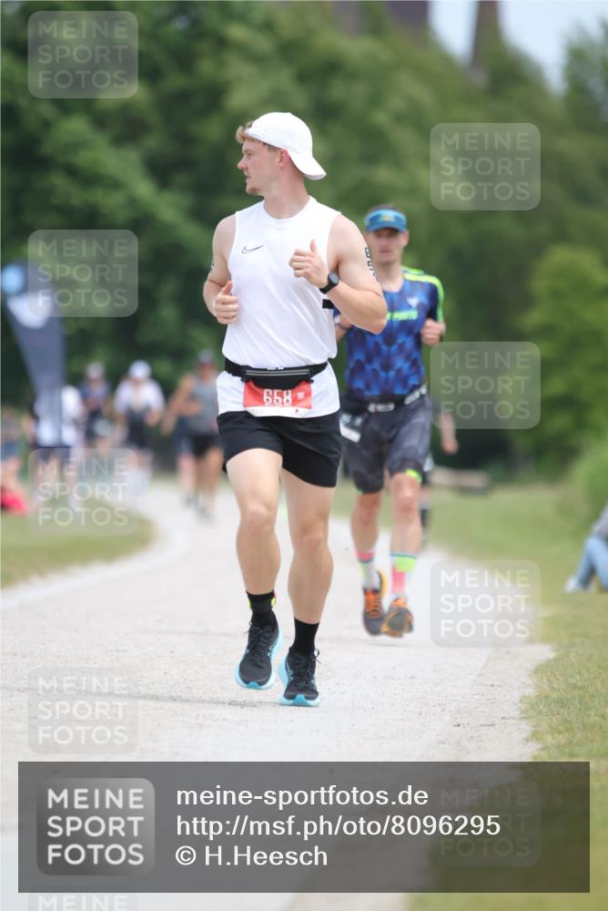 22.06.2025 - Viking Triathlon H.Heesch http://msf.ph/oto/8096295 22.06.2025 13:26:36 Laufen 41, 658 meine-sportfotos.de