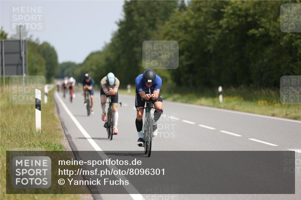 22.06.2025 - Viking Triathlon Yannick Fuchs http://msf.ph/oto/8096301 22.06.2025 11:58:53 Radfahren 214, 435, 464, 483, 492 meine-sportfotos.de
