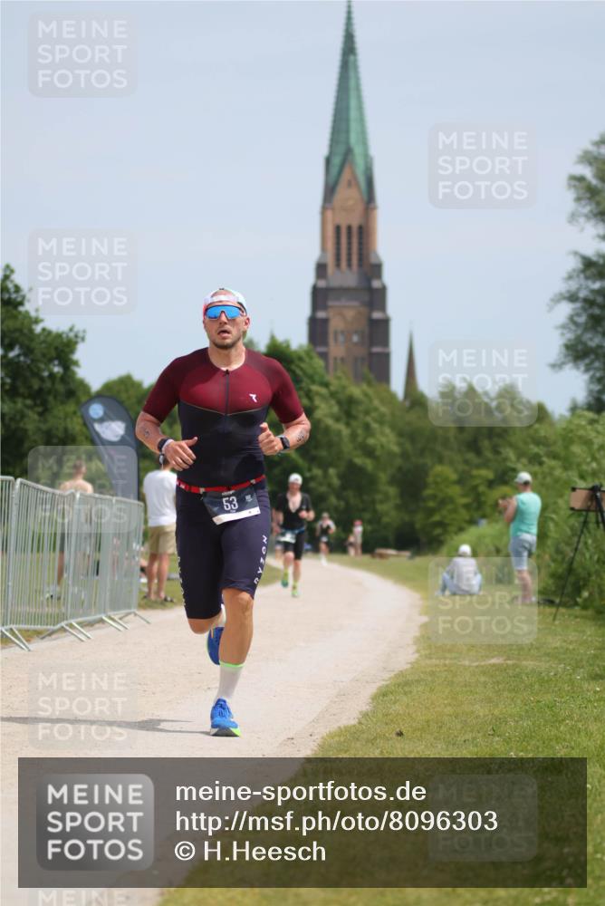 22.06.2025 - Viking Triathlon H.Heesch http://msf.ph/oto/8096303 22.06.2025 13:10:26 Laufen 53 meine-sportfotos.de
