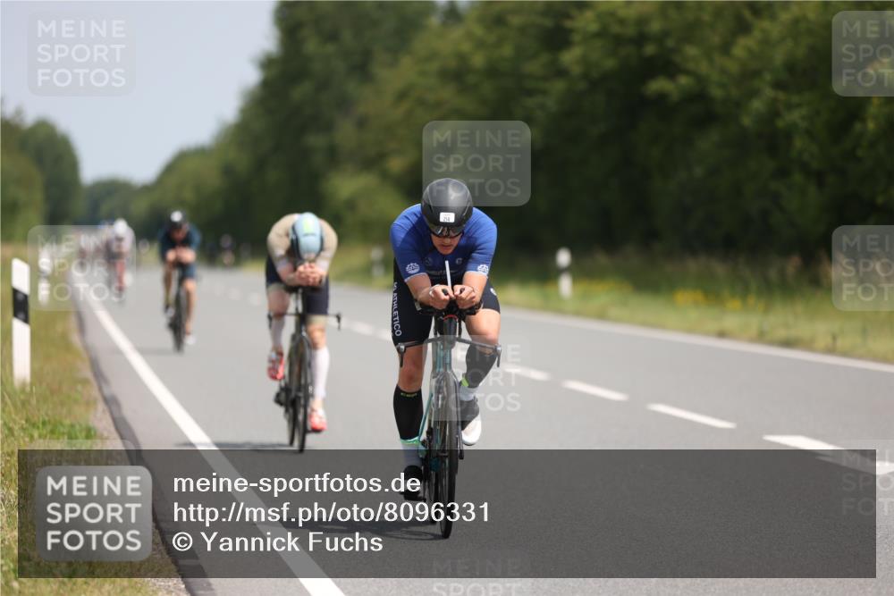22.06.2025 - Viking Triathlon Yannick Fuchs http://msf.ph/oto/8096331 22.06.2025 11:58:53 Radfahren 214, 435, 464, 483, 492 meine-sportfotos.de