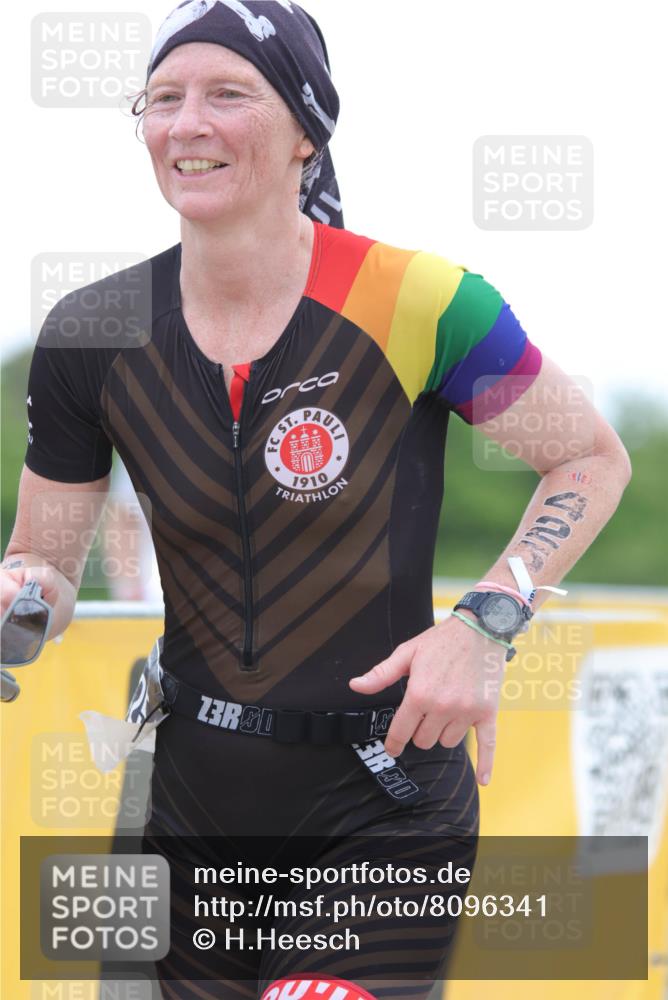 22.06.2025 - Viking Triathlon H.Heesch http://msf.ph/oto/8096341 22.06.2025 15:31:07 Laufen 425, 500 meine-sportfotos.de