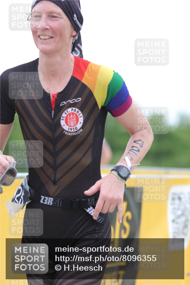 22.06.2025 - Viking Triathlon H.Heesch http://msf.ph/oto/8096355 22.06.2025 15:31:08 Laufen 425, 500 meine-sportfotos.de