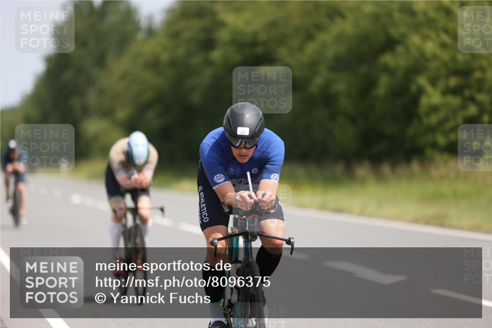 22.06.2025 - Viking Triathlon Yannick Fuchs http://msf.ph/oto/8096375 22.06.2025 11:58:54 Radfahren 214, 435, 464, 483, 492 meine-sportfotos.de