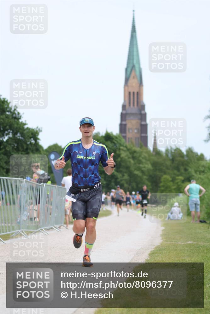 22.06.2025 - Viking Triathlon H.Heesch http://msf.ph/oto/8096377 22.06.2025 13:26:42 Laufen 41, 658 meine-sportfotos.de