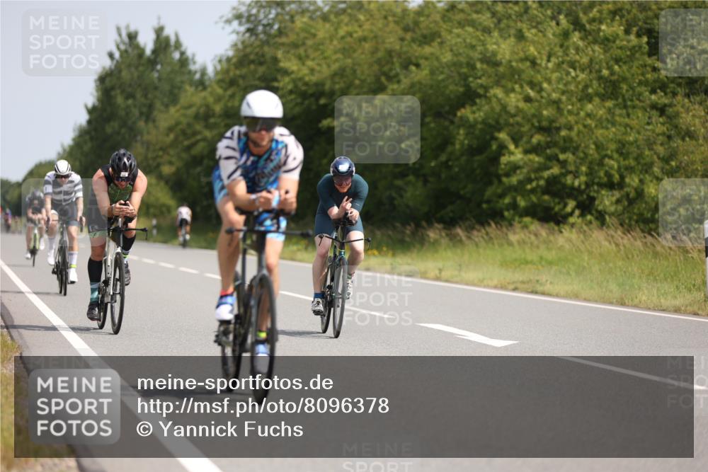 22.06.2025 - Viking Triathlon Yannick Fuchs http://msf.ph/oto/8096378 22.06.2025 11:21:29 Radfahren 50, 70, 75, 127, 296, 387, 469, 522, 550, 643 meine-sportfotos.de