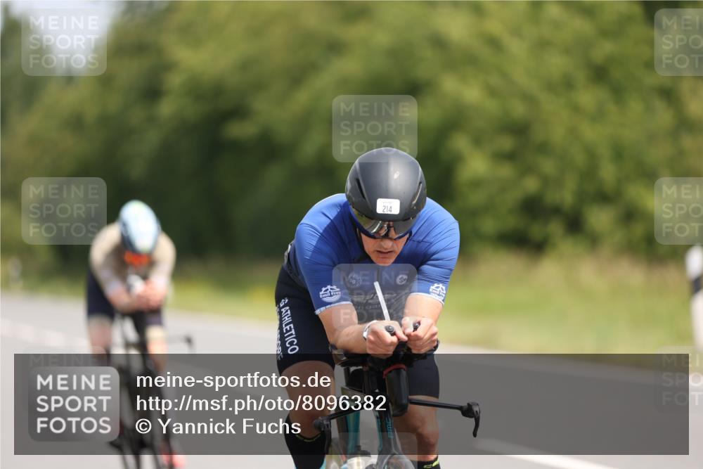22.06.2025 - Viking Triathlon Yannick Fuchs http://msf.ph/oto/8096382 22.06.2025 11:58:55 Radfahren 81, 100, 214, 435, 464, 483, 492, 527 meine-sportfotos.de