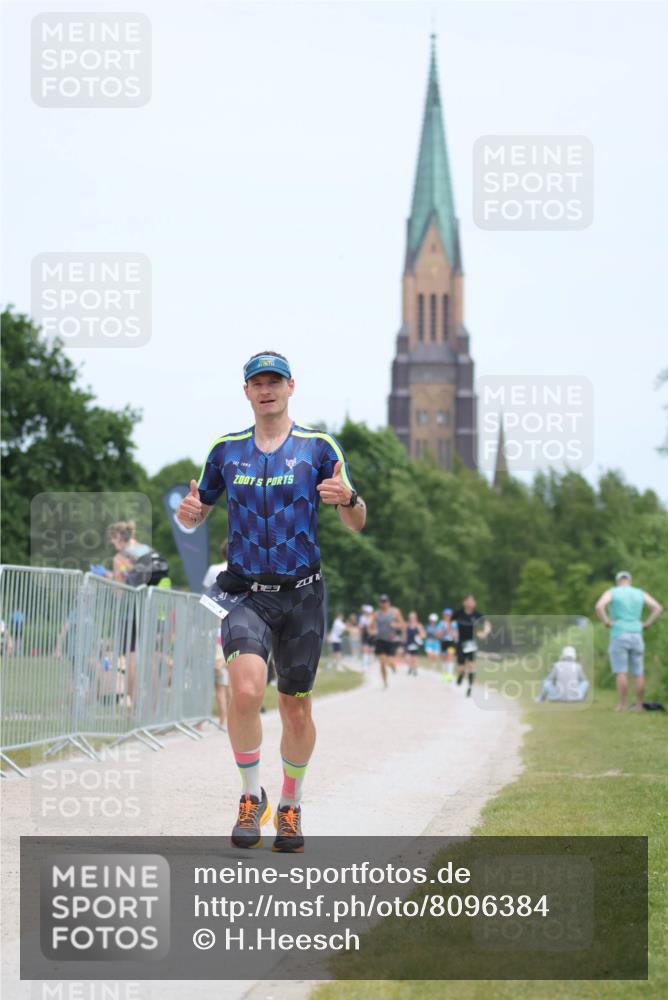 22.06.2025 - Viking Triathlon H.Heesch http://msf.ph/oto/8096384 22.06.2025 13:26:42 Laufen 41, 658 meine-sportfotos.de
