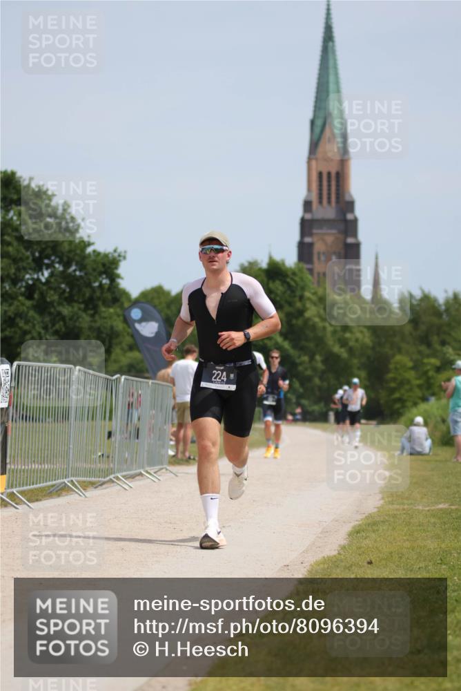 22.06.2025 - Viking Triathlon H.Heesch http://msf.ph/oto/8096394 22.06.2025 13:10:49 Laufen 63, 224 meine-sportfotos.de