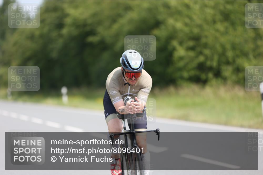 22.06.2025 - Viking Triathlon Yannick Fuchs http://msf.ph/oto/8096401 22.06.2025 11:58:55 Radfahren 81, 100, 214, 435, 464, 483, 492, 527 meine-sportfotos.de