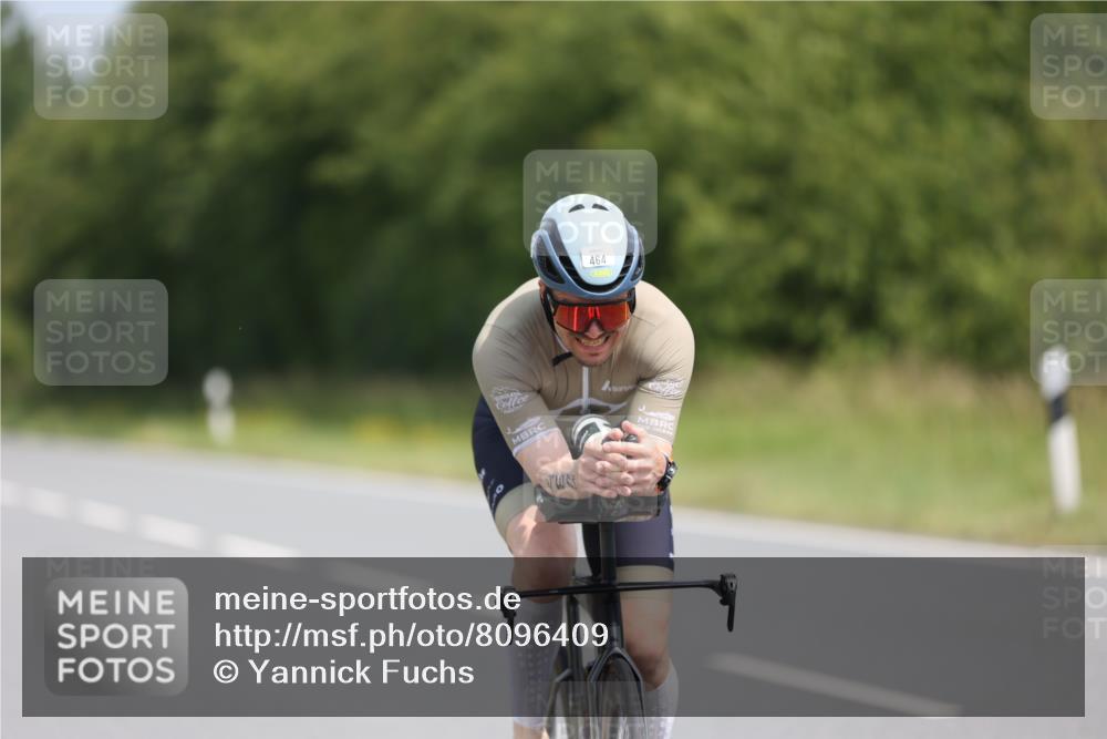 22.06.2025 - Viking Triathlon Yannick Fuchs http://msf.ph/oto/8096409 22.06.2025 11:58:55 Radfahren 81, 100, 214, 435, 464, 483, 492, 527 meine-sportfotos.de