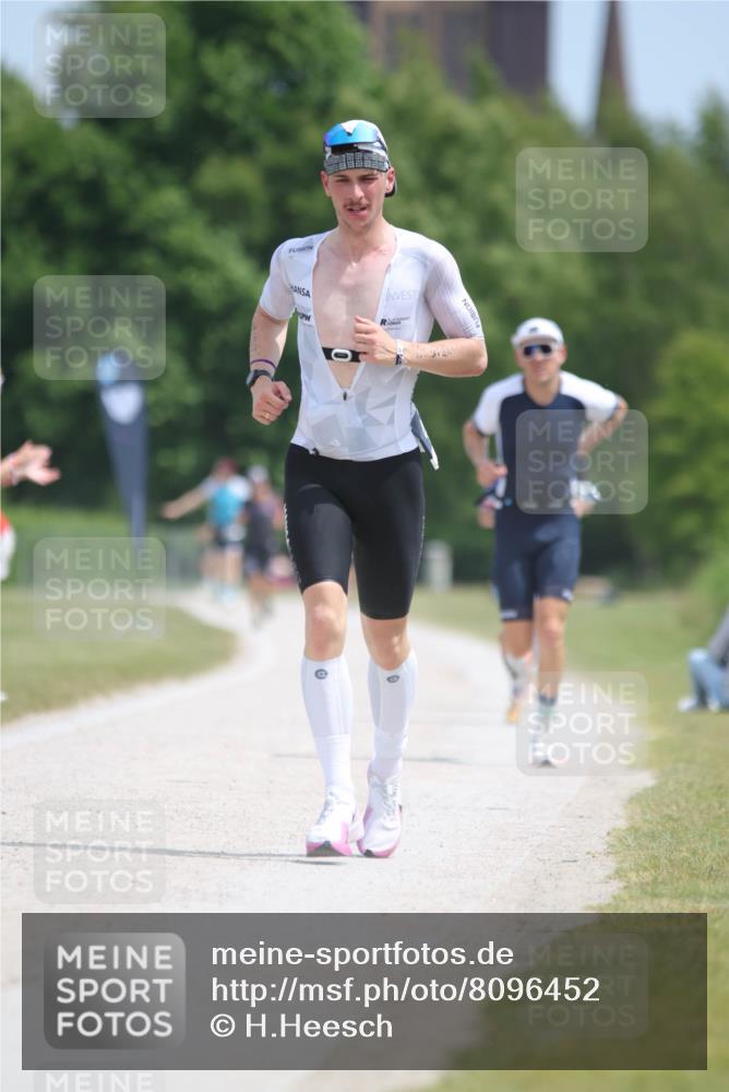 22.06.2025 - Viking Triathlon H.Heesch http://msf.ph/oto/8096452 22.06.2025 13:11:00 Laufen 42, 63, 351, 455 meine-sportfotos.de