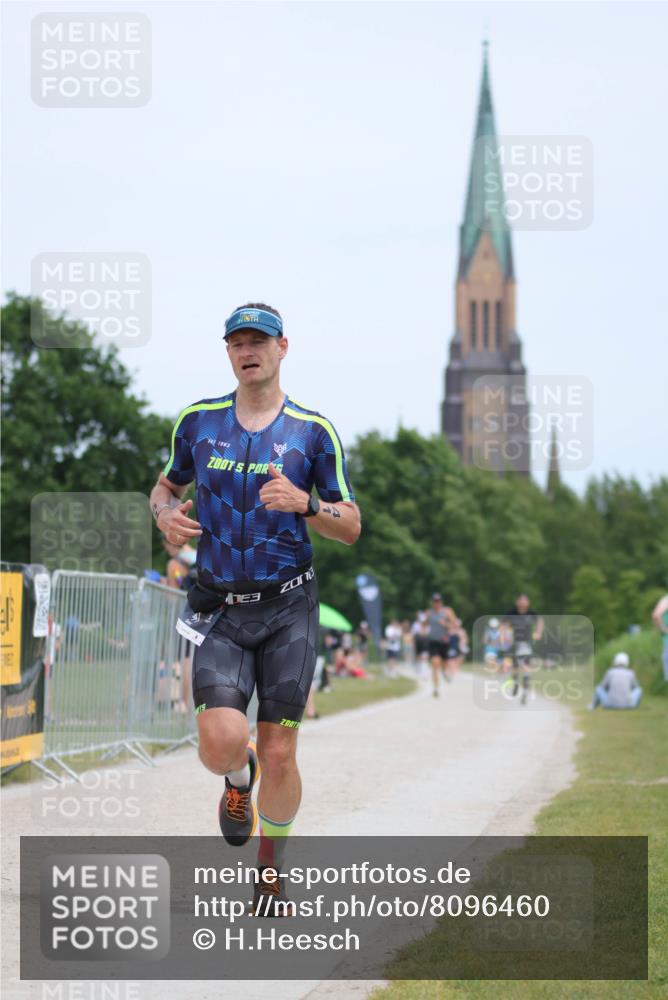 22.06.2025 - Viking Triathlon H.Heesch http://msf.ph/oto/8096460 22.06.2025 13:26:43 Laufen 41, 658 meine-sportfotos.de