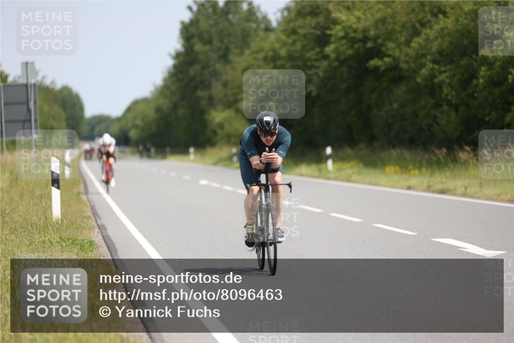 22.06.2025 - Viking Triathlon Yannick Fuchs http://msf.ph/oto/8096463 22.06.2025 11:58:57 Radfahren 81, 100, 214, 435, 460, 464, 483, 492, 527 meine-sportfotos.de