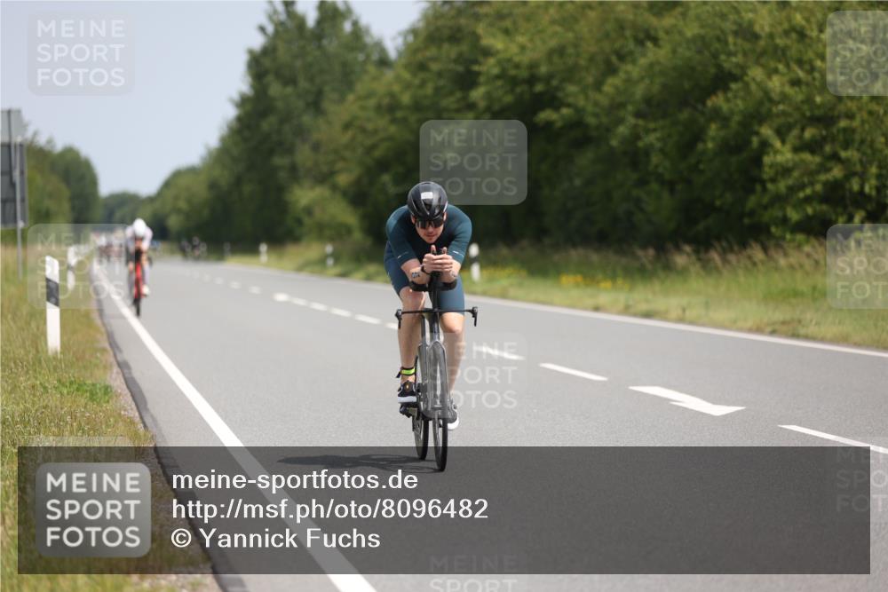 22.06.2025 - Viking Triathlon Yannick Fuchs http://msf.ph/oto/8096482 22.06.2025 11:58:57 Radfahren 81, 100, 214, 435, 460, 464, 483, 492, 527 meine-sportfotos.de