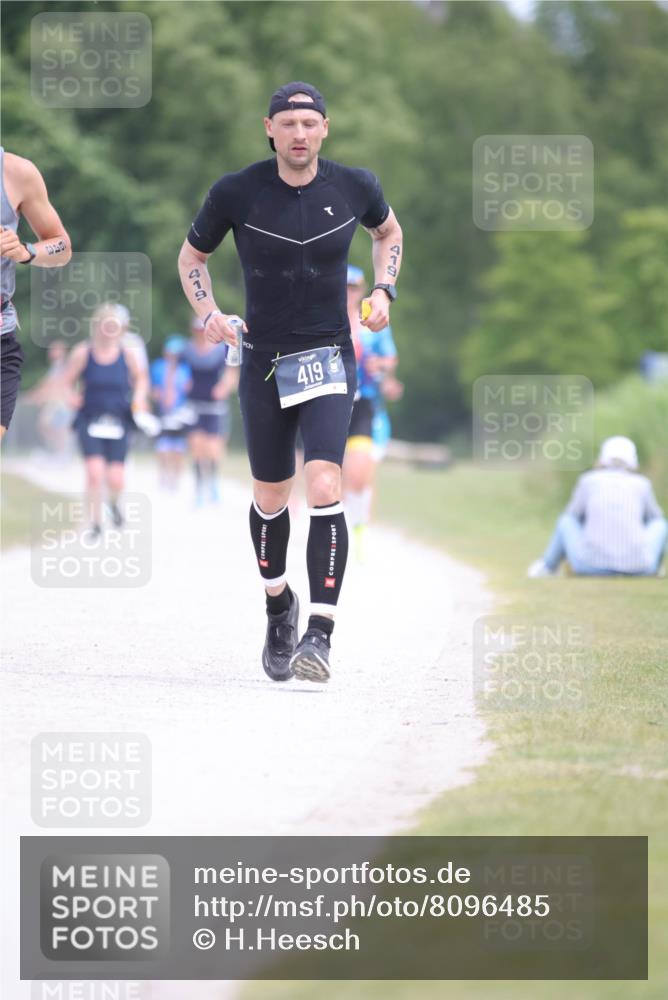 22.06.2025 - Viking Triathlon H.Heesch http://msf.ph/oto/8096485 22.06.2025 13:26:51 Laufen 419, 643 meine-sportfotos.de