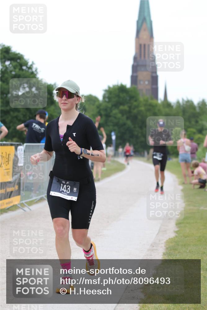 22.06.2025 - Viking Triathlon H.Heesch http://msf.ph/oto/8096493 22.06.2025 15:31:36 Laufen 143, 331, 410 meine-sportfotos.de