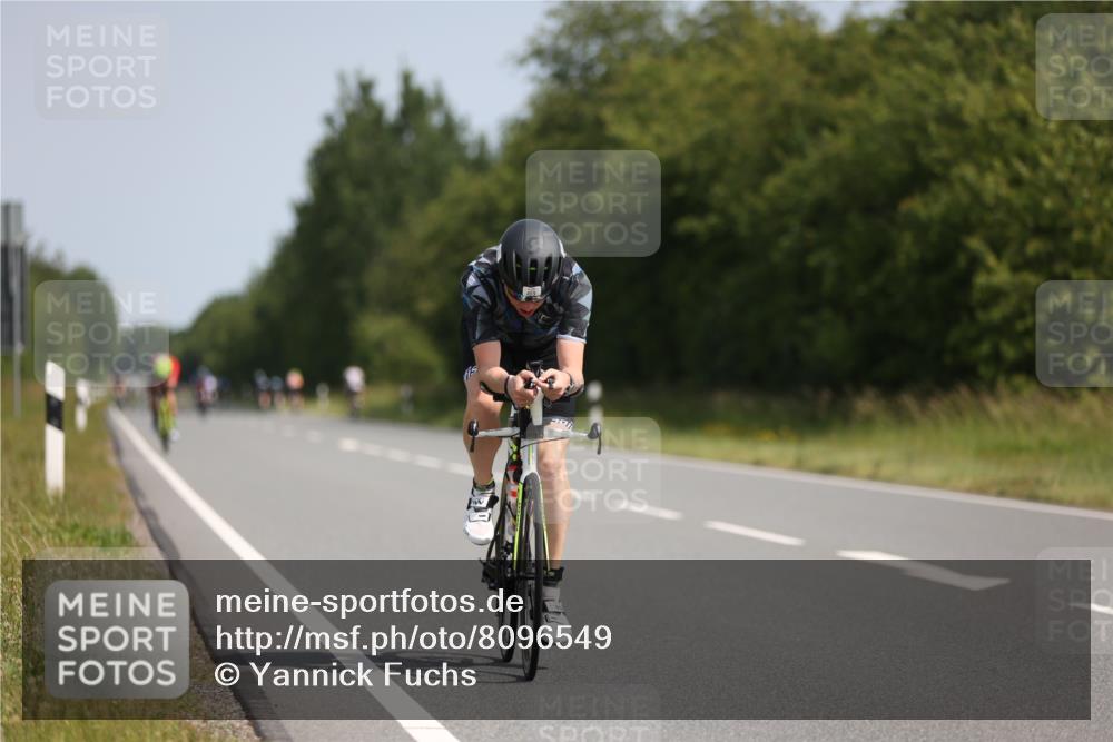 22.06.2025 - Viking Triathlon Yannick Fuchs http://msf.ph/oto/8096549 22.06.2025 11:21:33 Radfahren 70, 296, 387, 469, 522, 550, 643 meine-sportfotos.de