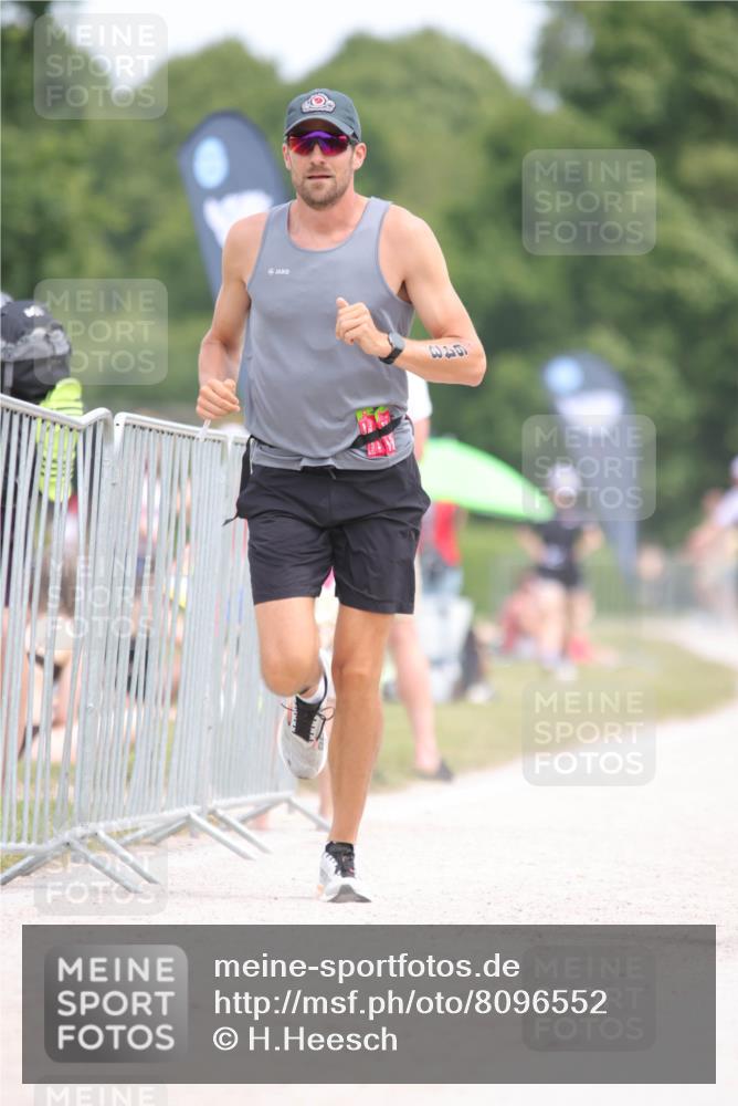22.06.2025 - Viking Triathlon H.Heesch http://msf.ph/oto/8096552 22.06.2025 13:26:53 Laufen 419, 643 meine-sportfotos.de