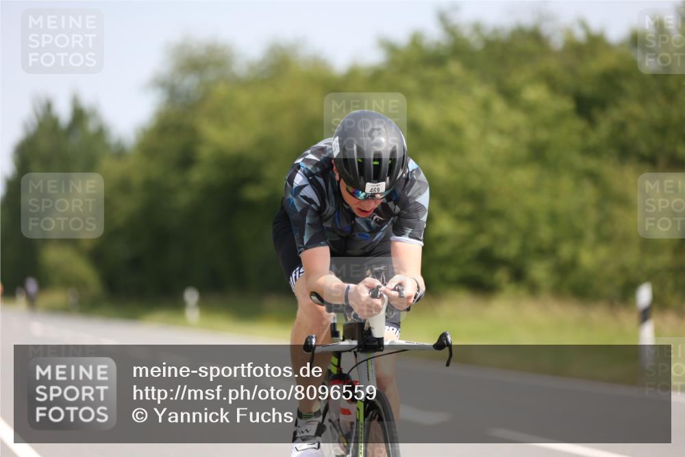 22.06.2025 - Viking Triathlon Yannick Fuchs http://msf.ph/oto/8096559 22.06.2025 11:21:34 Radfahren 70, 296, 387, 469, 550, 643 meine-sportfotos.de