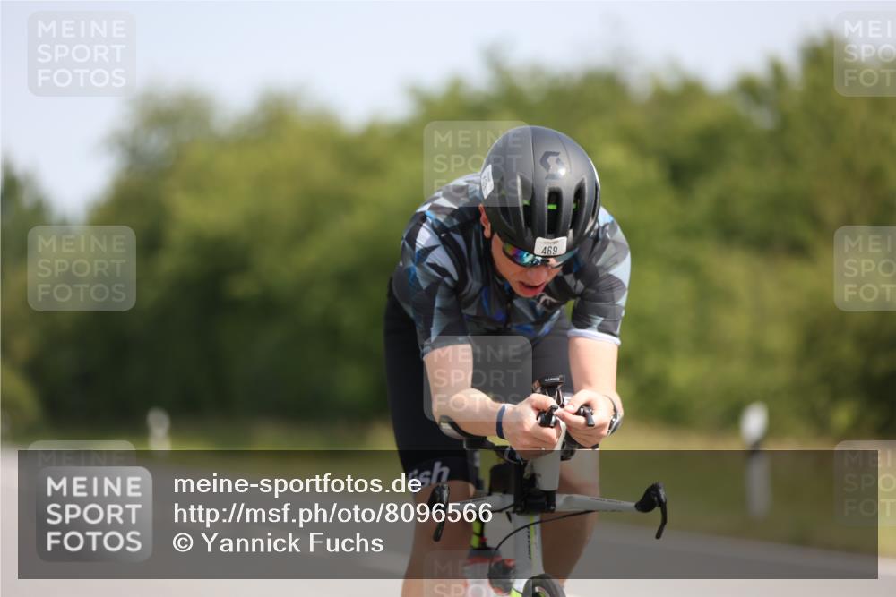 22.06.2025 - Viking Triathlon Yannick Fuchs http://msf.ph/oto/8096566 22.06.2025 11:21:34 Radfahren 70, 296, 387, 469, 550, 643 meine-sportfotos.de