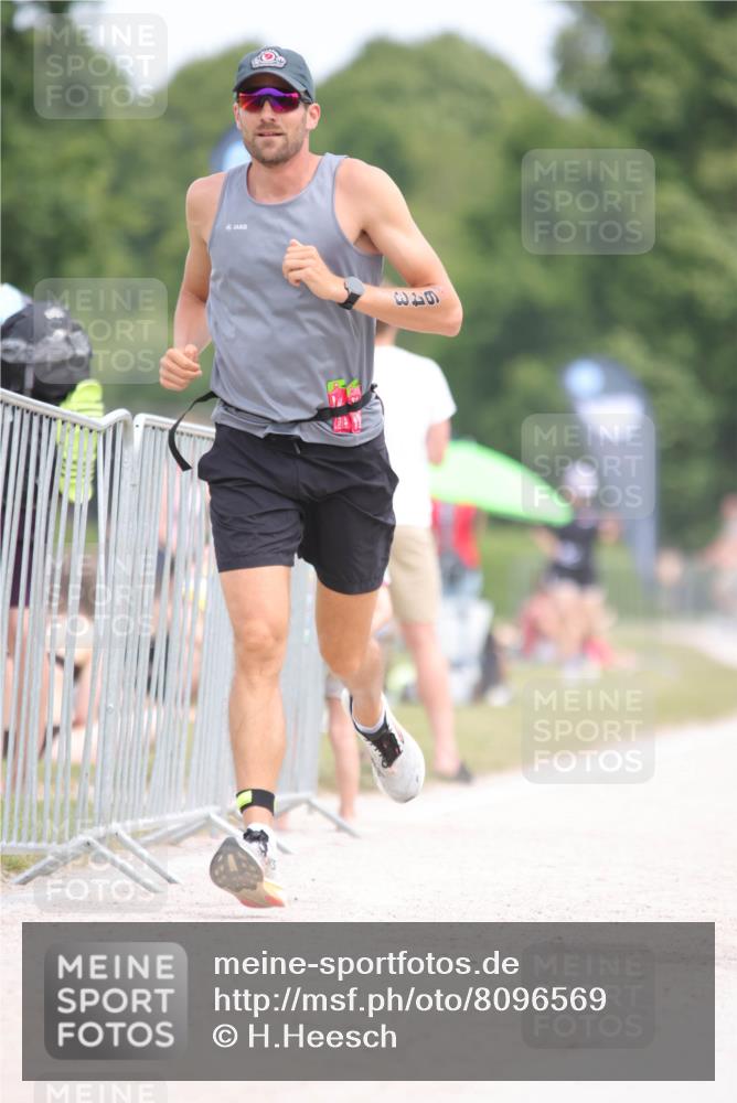 22.06.2025 - Viking Triathlon H.Heesch http://msf.ph/oto/8096569 22.06.2025 13:26:53 Laufen 419, 643 meine-sportfotos.de