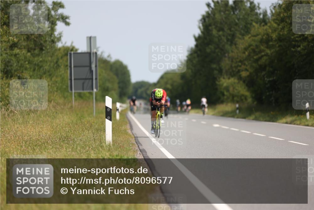 22.06.2025 - Viking Triathlon Yannick Fuchs http://msf.ph/oto/8096577 22.06.2025 11:21:35 Radfahren 135, 387, 469, 643 meine-sportfotos.de