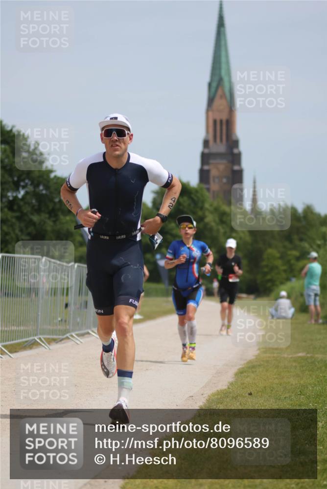 22.06.2025 - Viking Triathlon H.Heesch http://msf.ph/oto/8096589 22.06.2025 13:11:07 Laufen 42, 137, 455, 613 meine-sportfotos.de