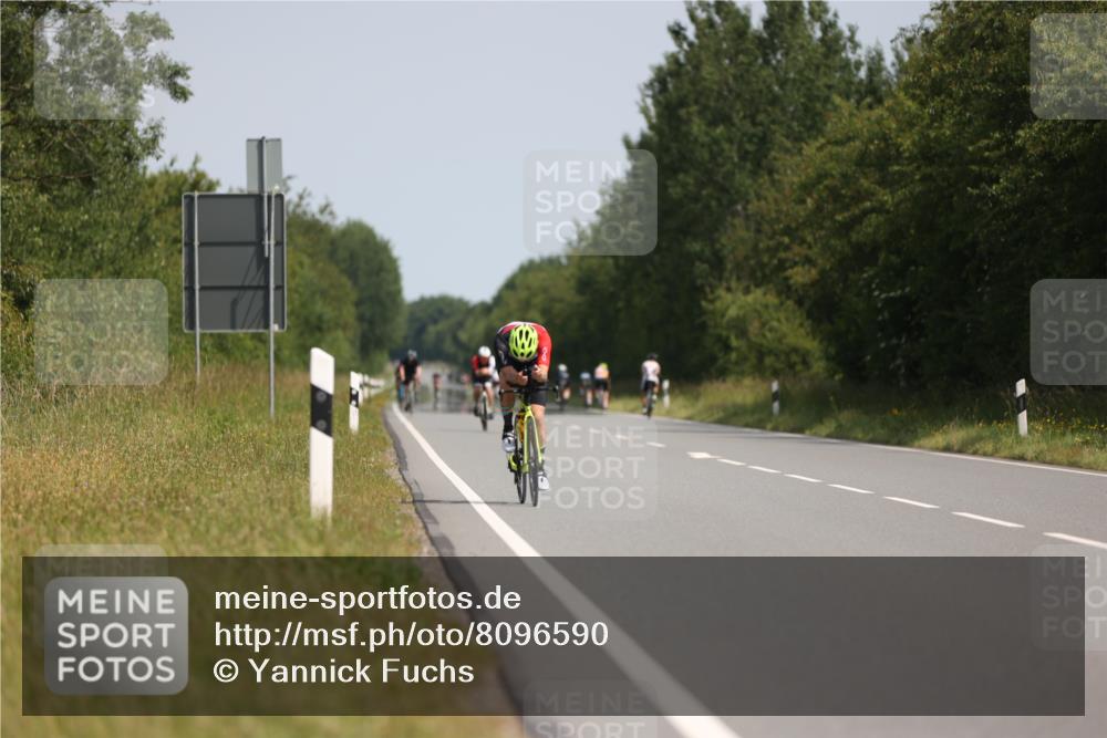 22.06.2025 - Viking Triathlon Yannick Fuchs http://msf.ph/oto/8096590 22.06.2025 11:21:35 Radfahren 135, 387, 469, 643 meine-sportfotos.de