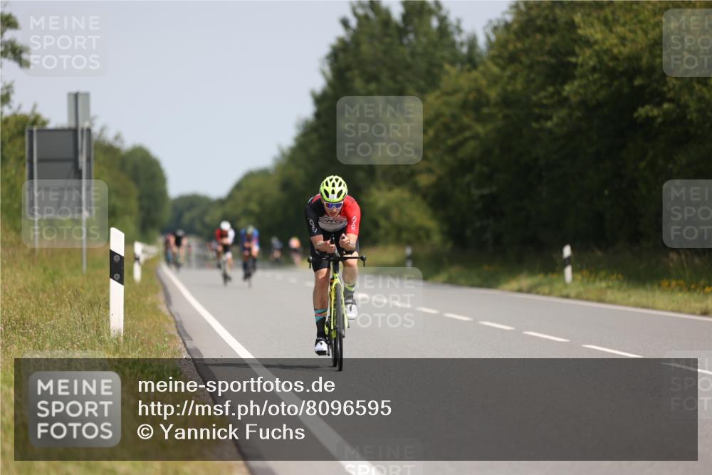 22.06.2025 - Viking Triathlon Yannick Fuchs http://msf.ph/oto/8096595 22.06.2025 11:21:37 Radfahren 135, 300, 387, 469 meine-sportfotos.de