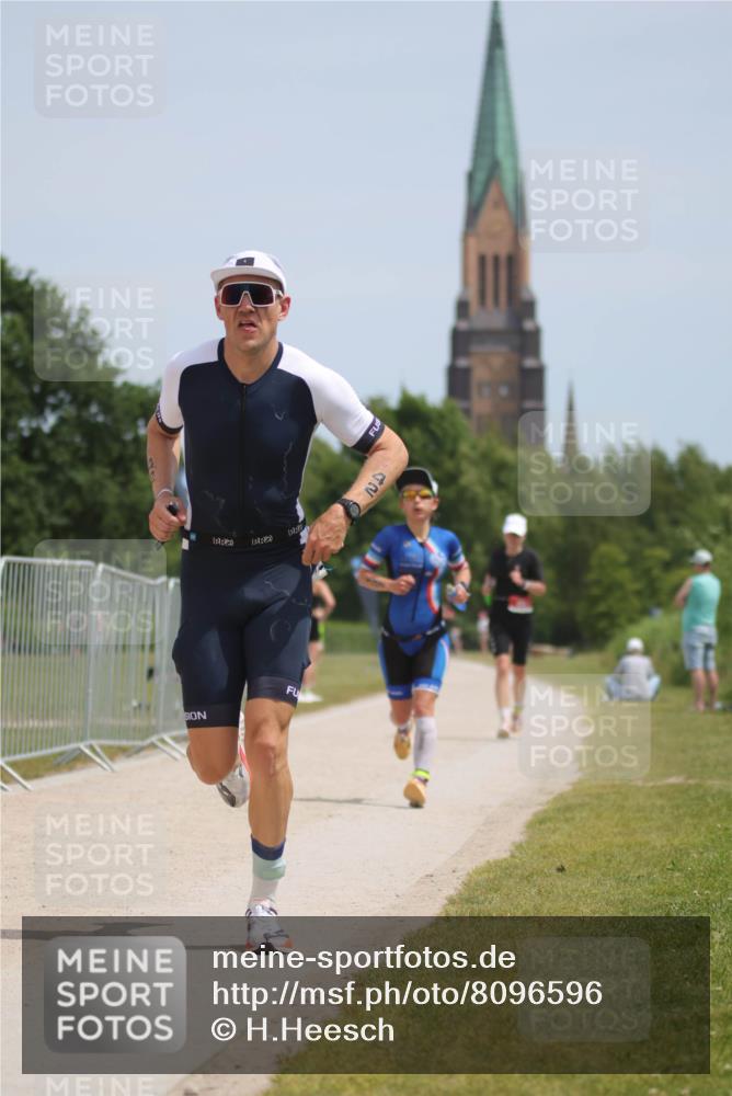 22.06.2025 - Viking Triathlon H.Heesch http://msf.ph/oto/8096596 22.06.2025 13:11:07 Laufen 42, 137, 455, 613 meine-sportfotos.de