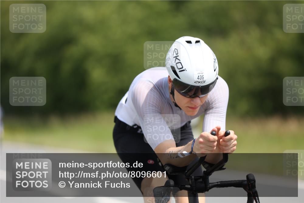22.06.2025 - Viking Triathlon Yannick Fuchs http://msf.ph/oto/8096601 22.06.2025 11:59:03 Radfahren 81, 100, 435, 460, 527 meine-sportfotos.de