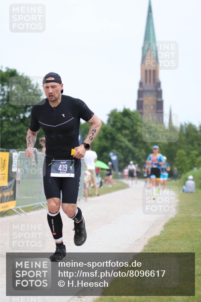 22.06.2025 - Viking Triathlon H.Heesch http://msf.ph/oto/8096617 22.06.2025 13:26:56 Laufen 419, 553, 643 meine-sportfotos.de