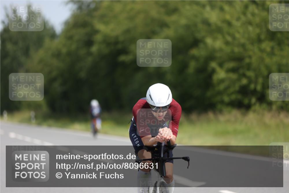 22.06.2025 - Viking Triathlon Yannick Fuchs http://msf.ph/oto/8096631 22.06.2025 11:59:04 Radfahren 81, 100, 435, 460, 527 meine-sportfotos.de
