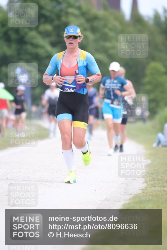 22.06.2025 - Viking Triathlon H.Heesch http://msf.ph/oto/8096636 22.06.2025 13:26:59 Laufen 163, 419, 553, 643 meine-sportfotos.de