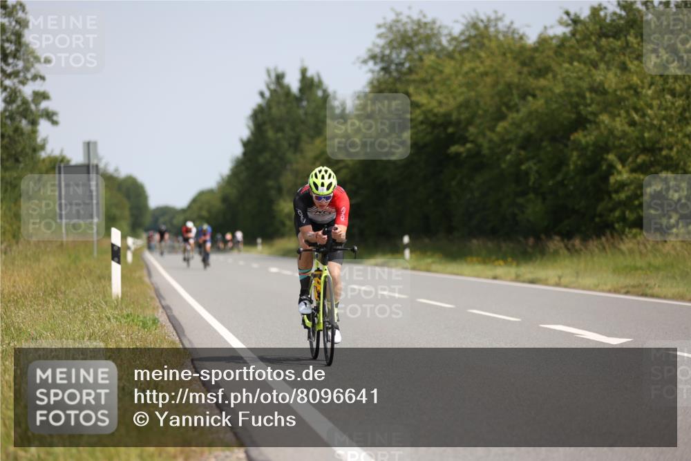 22.06.2025 - Viking Triathlon Yannick Fuchs http://msf.ph/oto/8096641 22.06.2025 11:21:38 Radfahren 135, 300, 387, 469 meine-sportfotos.de