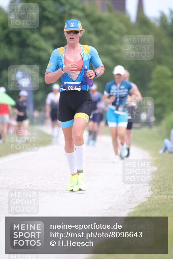 22.06.2025 - Viking Triathlon H.Heesch http://msf.ph/oto/8096643 22.06.2025 13:26:59 Laufen 163, 419, 553, 643 meine-sportfotos.de