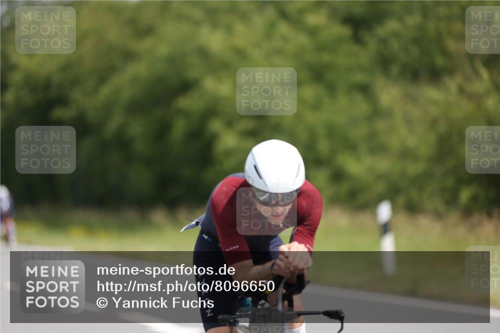 22.06.2025 - Viking Triathlon Yannick Fuchs http://msf.ph/oto/8096650 22.06.2025 11:59:05 Radfahren 81, 100, 435, 460, 527 meine-sportfotos.de