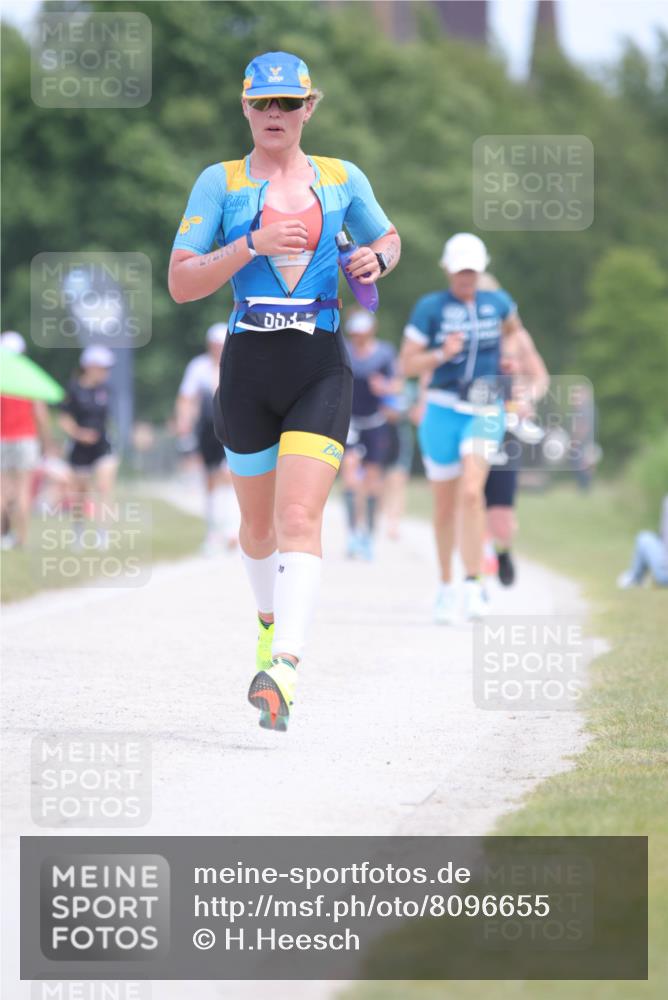 22.06.2025 - Viking Triathlon H.Heesch http://msf.ph/oto/8096655 22.06.2025 13:26:59 Laufen 163, 419, 553, 643 meine-sportfotos.de