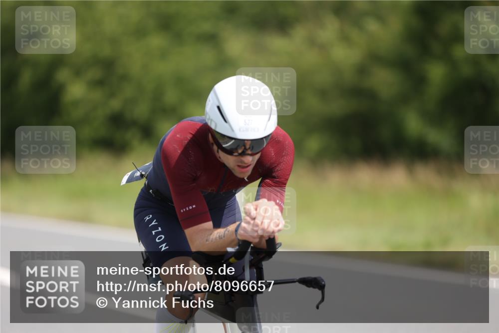 22.06.2025 - Viking Triathlon Yannick Fuchs http://msf.ph/oto/8096657 22.06.2025 11:59:05 Radfahren 81, 100, 435, 460, 527 meine-sportfotos.de