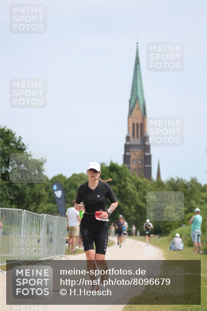 22.06.2025 - Viking Triathlon H.Heesch http://msf.ph/oto/8096679 22.06.2025 13:11:12 Laufen 137, 613 meine-sportfotos.de
