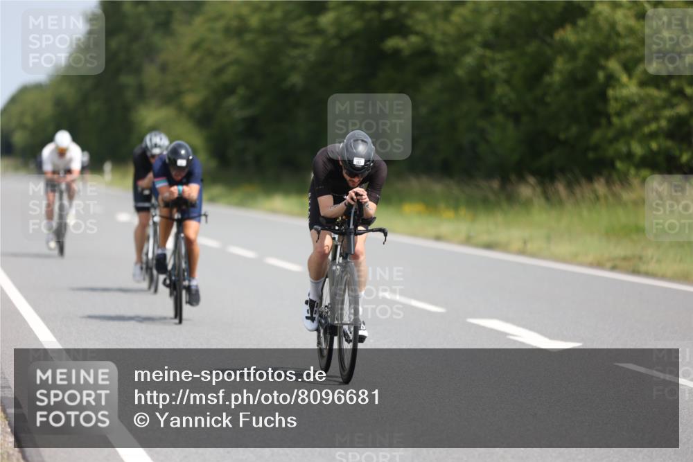 22.06.2025 - Viking Triathlon Yannick Fuchs http://msf.ph/oto/8096681 22.06.2025 11:59:21 Radfahren 7, 87, 193, 301, 611, 627 meine-sportfotos.de