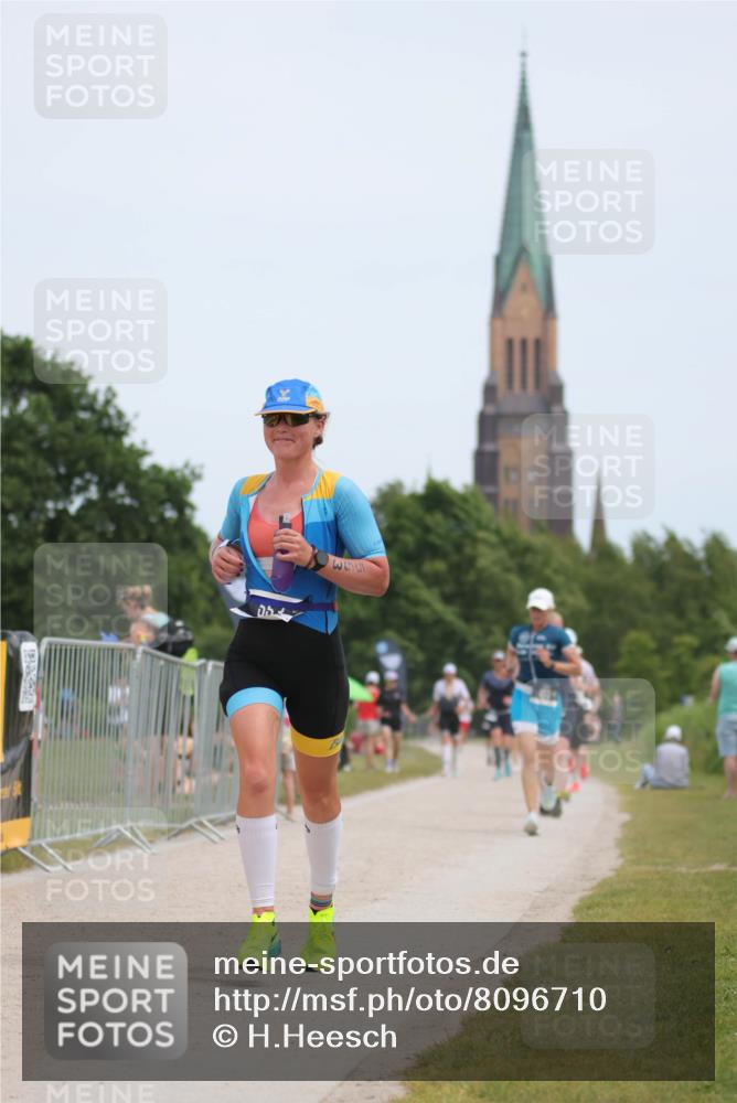 22.06.2025 - Viking Triathlon H.Heesch http://msf.ph/oto/8096710 22.06.2025 13:27:02 Laufen 163, 475, 521, 553 meine-sportfotos.de