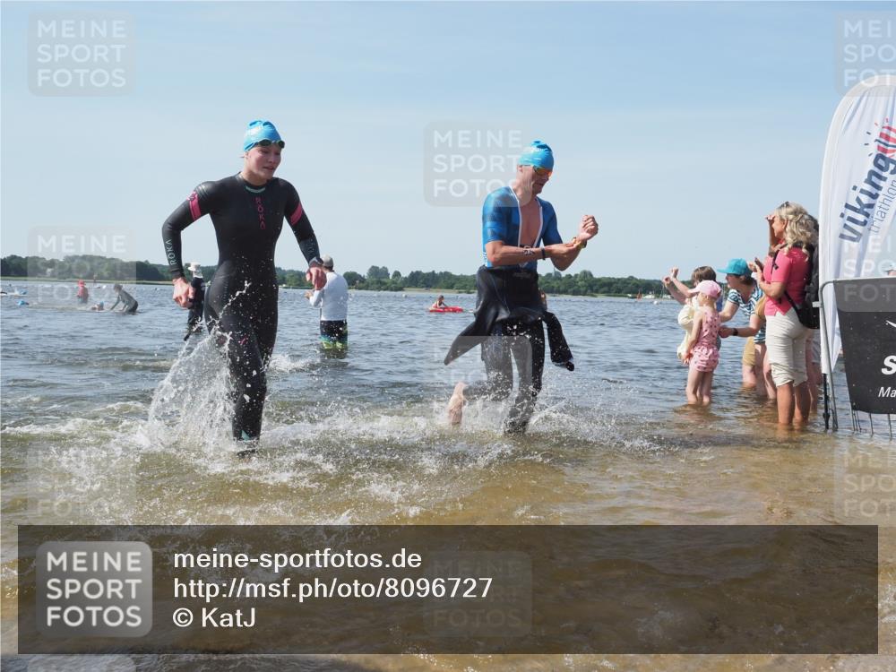 22.06.2025 - Viking Triathlon KatJ http://msf.ph/oto/8096727 22.06.2025 10:31:14 Schwimmen 216, 236, 237, 311, 330, 352, 549 meine-sportfotos.de