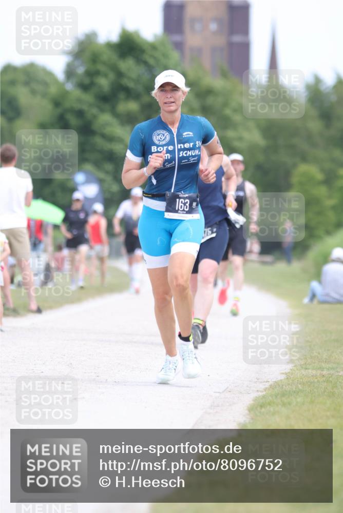 22.06.2025 - Viking Triathlon H.Heesch http://msf.ph/oto/8096752 22.06.2025 13:27:04 Laufen 163, 475, 521, 553 meine-sportfotos.de