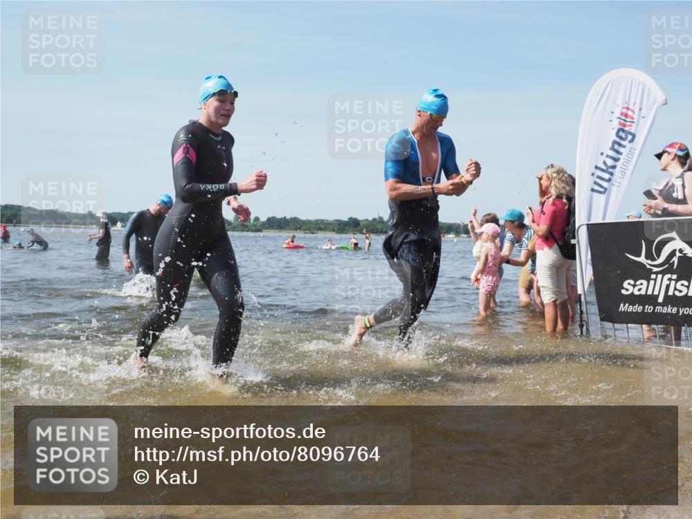 22.06.2025 - Viking Triathlon KatJ http://msf.ph/oto/8096764 22.06.2025 10:31:14 Schwimmen 216, 236, 237, 311, 330, 352, 549 meine-sportfotos.de