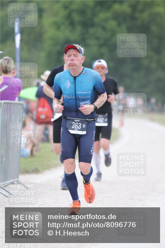 22.06.2025 - Viking Triathlon H.Heesch http://msf.ph/oto/8096776 22.06.2025 15:32:10 Laufen 177, 297, 363, 442 meine-sportfotos.de