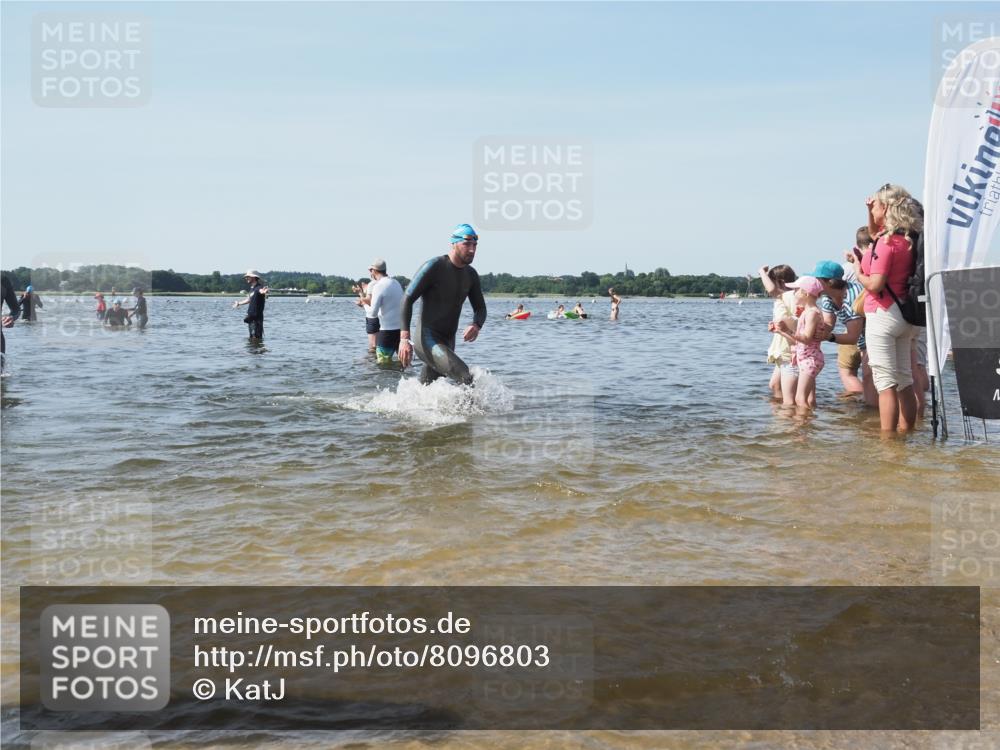 22.06.2025 - Viking Triathlon KatJ http://msf.ph/oto/8096803 22.06.2025 10:31:16 Schwimmen 8, 216, 236, 237, 311, 330, 549 meine-sportfotos.de