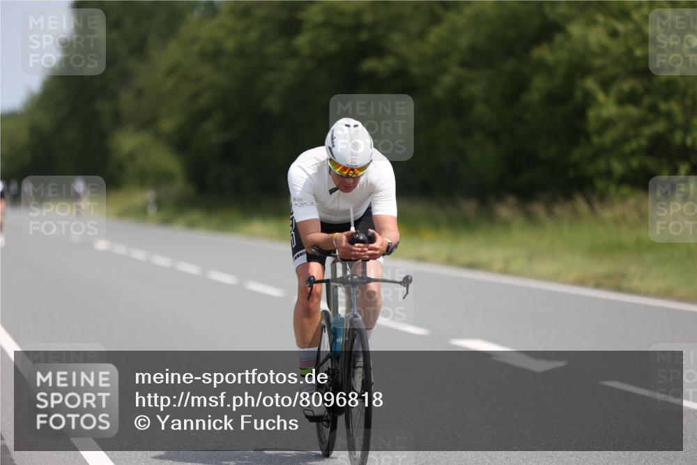 22.06.2025 - Viking Triathlon Yannick Fuchs http://msf.ph/oto/8096818 22.06.2025 11:59:25 Radfahren 2, 7, 87, 193, 196, 301, 611, 627, 661 meine-sportfotos.de