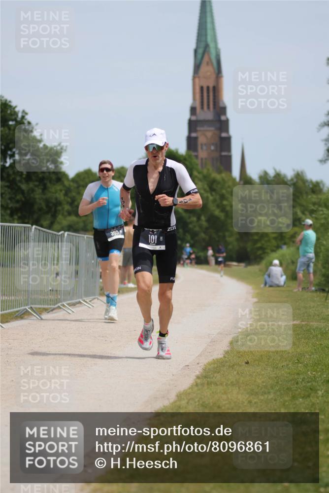22.06.2025 - Viking Triathlon H.Heesch http://msf.ph/oto/8096861 22.06.2025 13:11:28 Laufen 101, 390, 395 meine-sportfotos.de